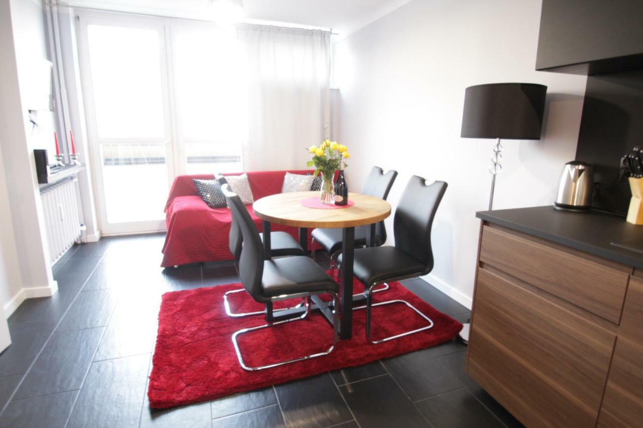 Fantastyczny Apartament Krolewska Varşovia Exterior foto