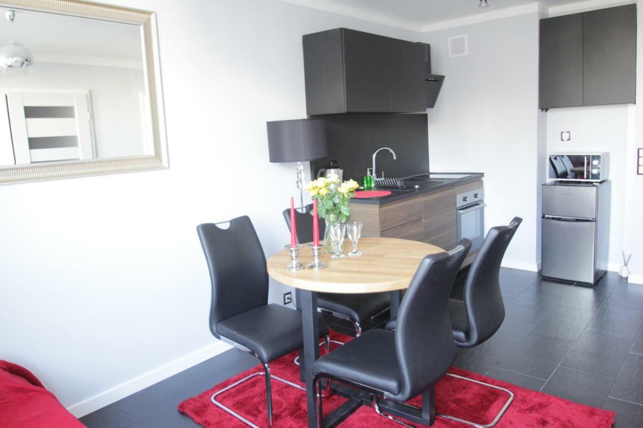 Fantastyczny Apartament Krolewska Varşovia Exterior foto